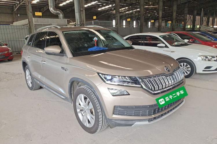 Used Skoda Kodiaq 2018 Facelifted TSI330 5-Seater Two-Wheel-Drive Luxury Enjoyment Edition Front Right 45 Deg