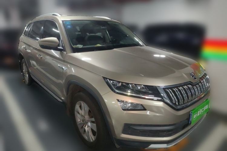 Used Skoda Kodiaq 2018 Facelifted TSI330 5-Seater Two-Wheel-Drive Luxury Enjoyment Edition Front Right 45 Deg