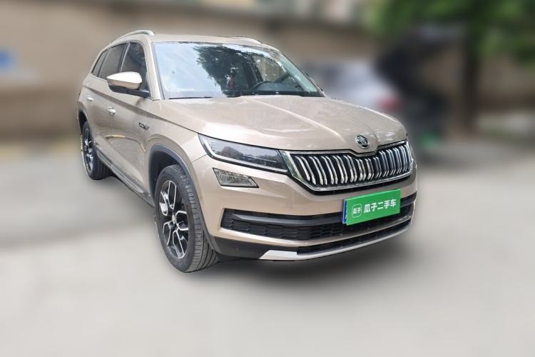 Used Skoda Kodiaq 2018 Restyled TSI330 7-Seater Two-Wheel Drive Luxury Enjoyment Edition Front Right 45 Deg