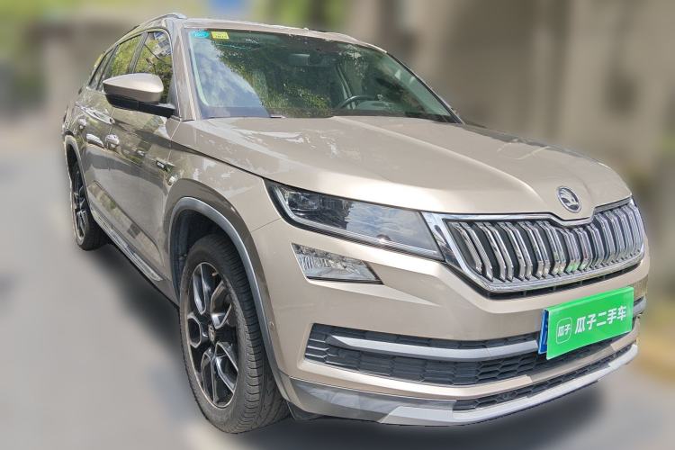 Used Skoda Kodiaq 2018 TSI330 5-Seater Two-Wheel-Drive Luxury Enjoyment Edition Front Right 45 Deg