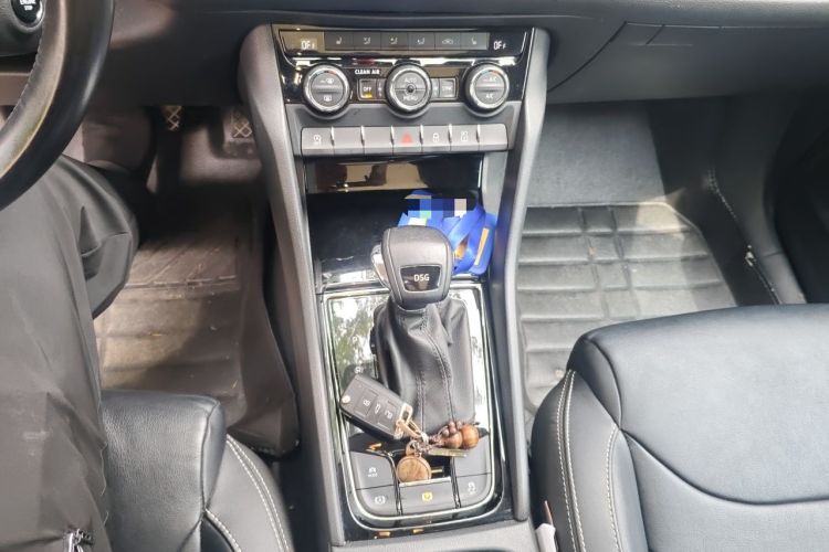 Used Skoda Kodiaq 2018 Restyled TSI330 7-Seater Two-Wheel Drive Luxury Enjoyment Edition Gear Lever