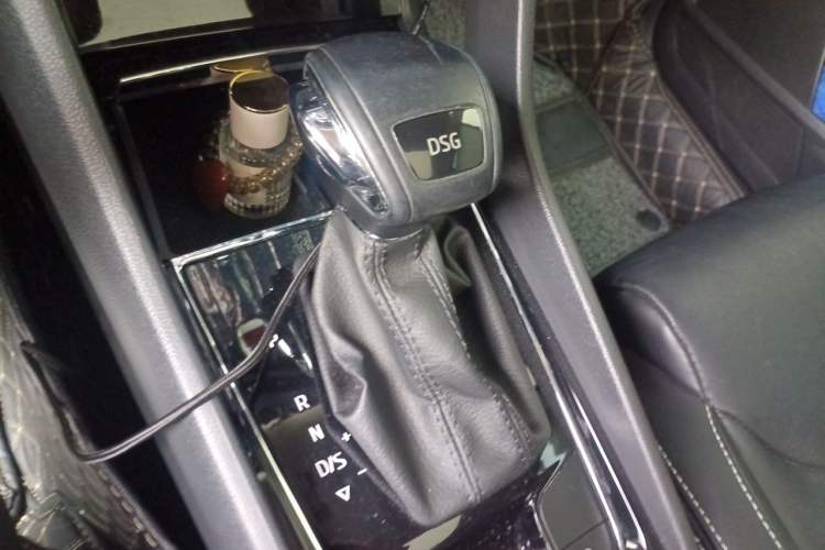 Used Skoda Kodiaq 2018 Facelifted TSI330 5-Seater Two-Wheel-Drive Luxury Enjoyment Edition Gear Lever