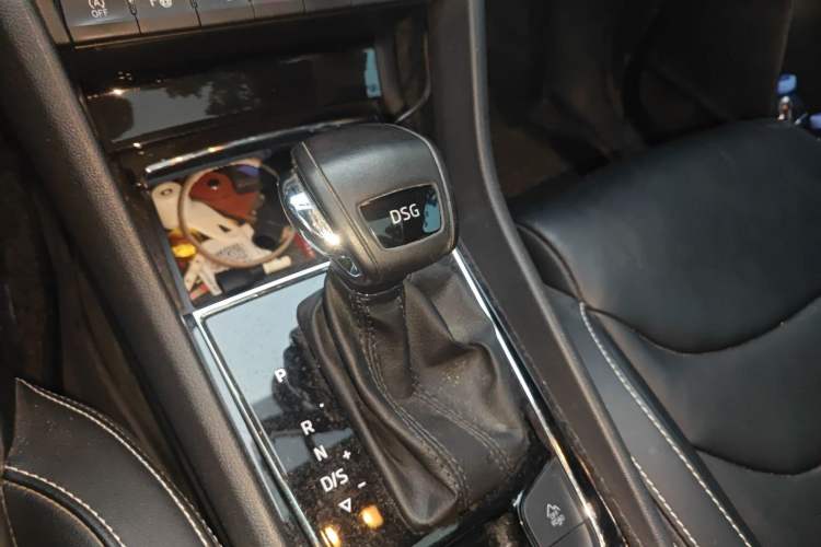 Used Skoda Kodiaq 2018 TSI380 7-Seater Four-Wheel-Drive Flagship Edition Gear Lever