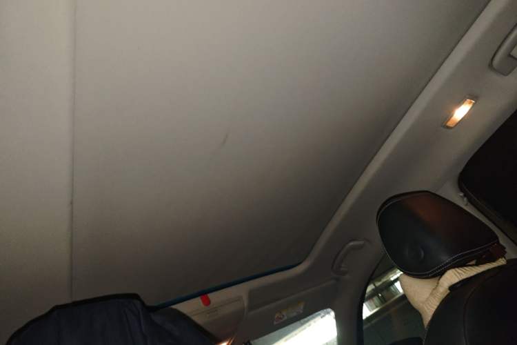 Used Skoda Kodiaq 2018 Facelifted TSI330 5-Seater Two-Wheel-Drive Comfort Edition Headliner
