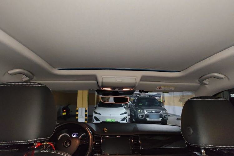 Used Skoda Kodiaq 2018 Facelifted TSI330 5-Seater Two-Wheel-Drive Luxury Enjoyment Edition Headliner