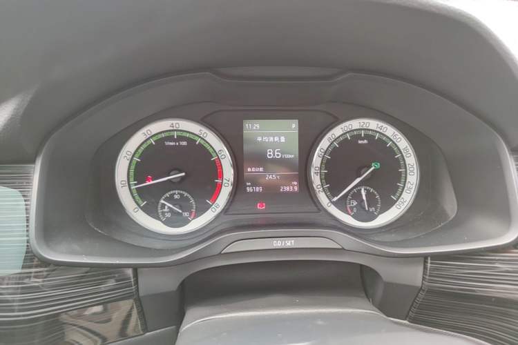 Used Skoda Kodiaq 2018 TSI330 5-Seater Two-Wheel-Drive Luxury Enjoyment Edition Instrument Cluster