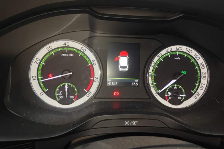 Used Skoda Kodiaq 2018 TSI380 7-Seater Four-Wheel-Drive Flagship Edition Instrument Cluster
