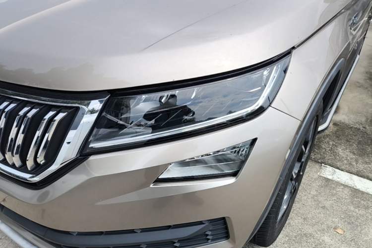 Used Skoda Kodiaq 2018 Restyled TSI330 7-Seater Two-Wheel Drive Luxury Enjoyment Edition Left Front Headlight