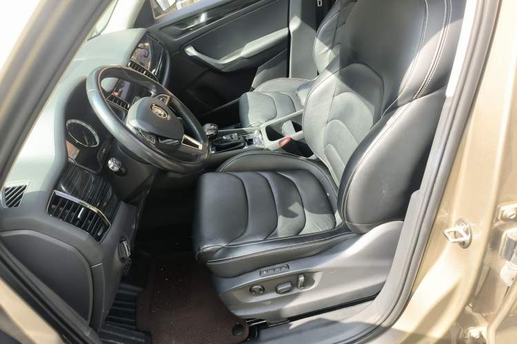 Used Skoda Kodiaq 2018 Facelifted TSI330 5-Seater Two-Wheel-Drive Luxury Enjoyment Edition Left Front Seat