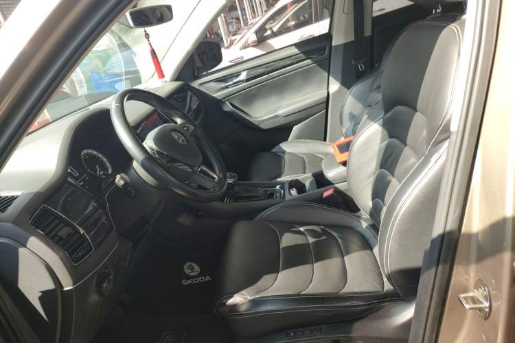 Used Skoda Kodiaq 2018 TSI330 5-Seater Two-Wheel-Drive Luxury Enjoyment Edition Left Front Seat