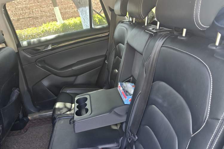 Used Skoda Kodiaq 2018 Facelifted TSI330 5-Seater Two-Wheel-Drive Luxury Enjoyment Edition Left Rear Seat