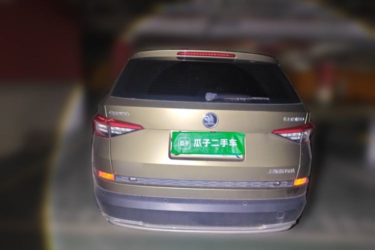 Used Skoda Kodiaq 2018 Facelifted TSI330 5-Seater Two-Wheel-Drive Luxury Enjoyment Edition Rear