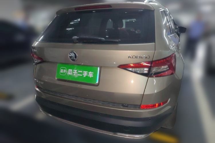 Used Skoda Kodiaq 2018 Facelifted TSI330 5-Seater Two-Wheel-Drive Luxury Enjoyment Edition Rear