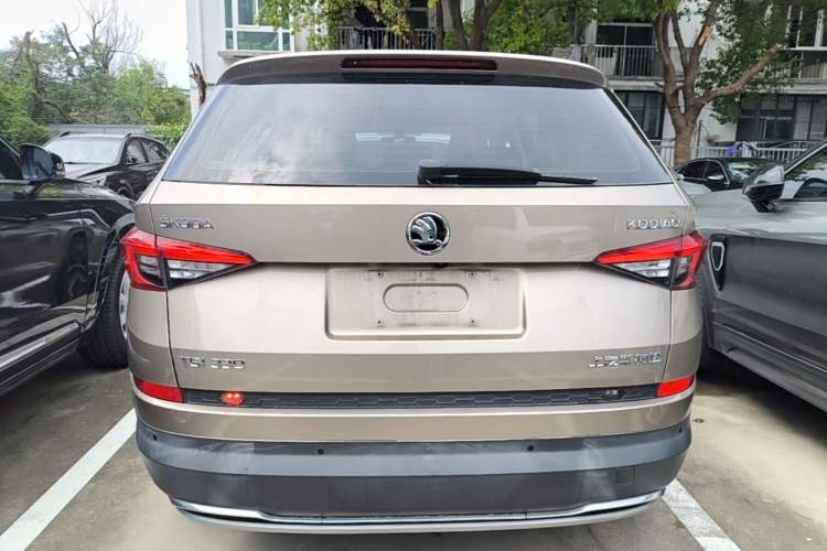 Used Skoda Kodiaq 2018 Restyled TSI330 7-Seater Two-Wheel Drive Luxury Enjoyment Edition Rear