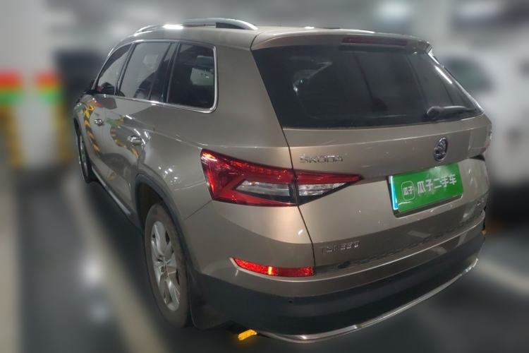 Used Skoda Kodiaq 2018 Facelifted TSI330 5-Seater Two-Wheel-Drive Luxury Enjoyment Edition Rear Left 45 Deg