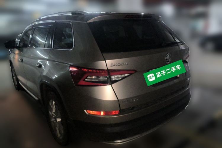 Used Skoda Kodiaq 2018 Facelifted TSI330 5-Seater Two-Wheel-Drive Luxury Enjoyment Edition Rear Left 45 Deg