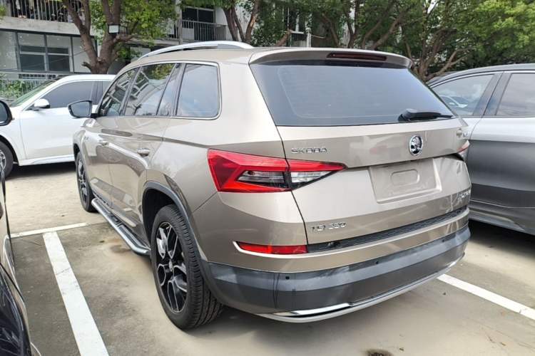 Used Skoda Kodiaq 2018 Restyled TSI330 7-Seater Two-Wheel Drive Luxury Enjoyment Edition Rear Left 45 Deg