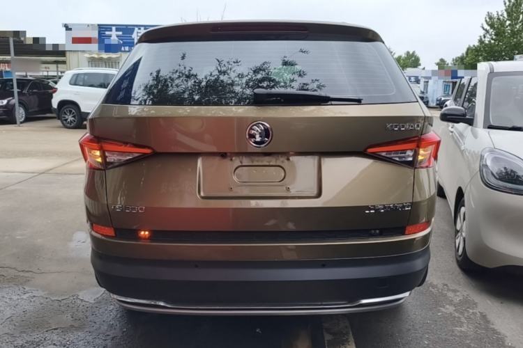 Used Skoda Kodiaq 2018 TSI330 7-Seater Two-Wheel-Drive Luxury Enjoyment Edition Rear
