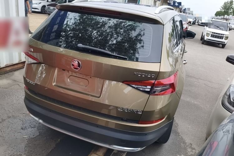 Used Skoda Kodiaq 2018 TSI330 7-Seater Two-Wheel-Drive Luxury Enjoyment Edition Rear Right 45 Deg