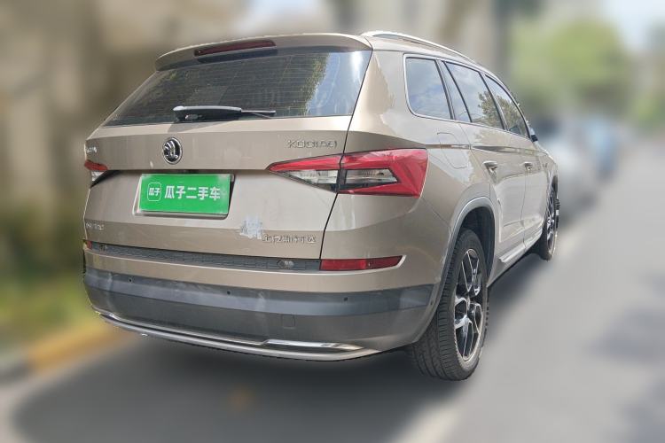 Used Skoda Kodiaq 2018 TSI330 5-Seater Two-Wheel-Drive Luxury Enjoyment Edition Rear Right 45 Deg