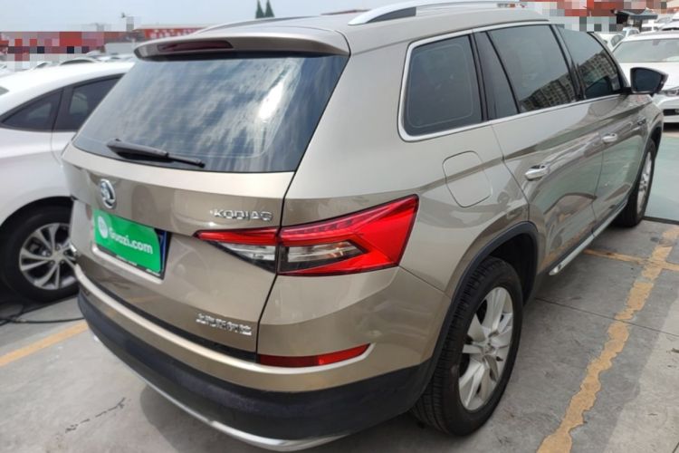 Used Skoda Kodiaq 2018 TSI330 5-Seater Two-Wheel-Drive Luxury Enjoyment Edition Rear Right 45 Deg