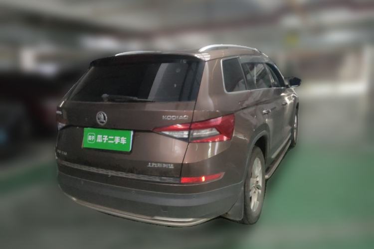 Used Skoda Kodiaq 2018 TSI330 5-Seater Two-Wheel-Drive Luxury Edition Rear Right 45 Deg