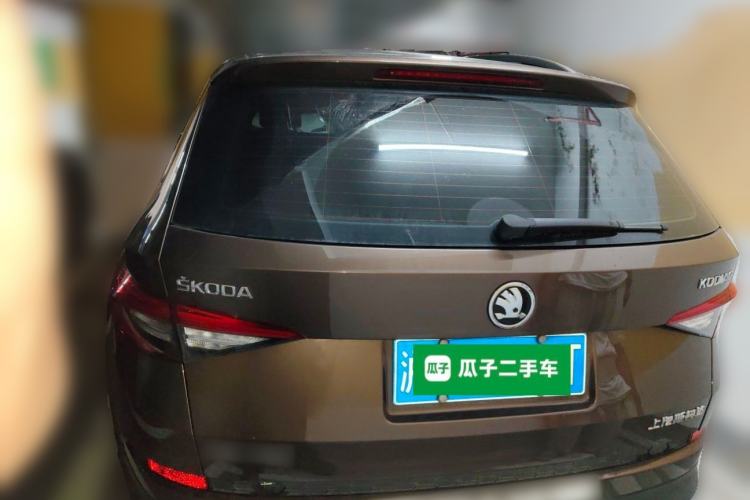 Used Skoda Kodiaq 2018 Facelifted TSI330 5-Seater Two-Wheel-Drive Luxury Enjoyment Edition Rear