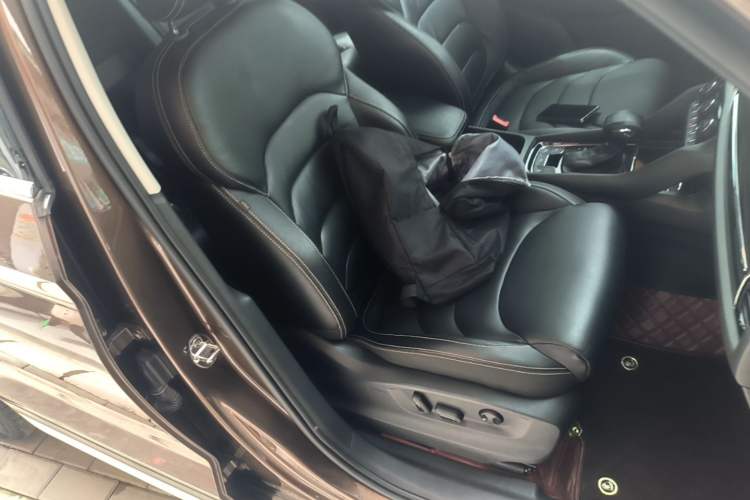 Used Skoda Kodiaq 2018 Restyled TSI330 7-Seater Two-Wheel Drive Luxury Enjoyment Edition Right Front Seat