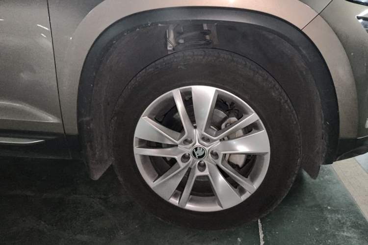 Used Skoda Kodiaq 2018 Restyled TSI330 7-Seater Two-Wheel Drive Luxury Enjoyment Edition Right Front Wheel Hub