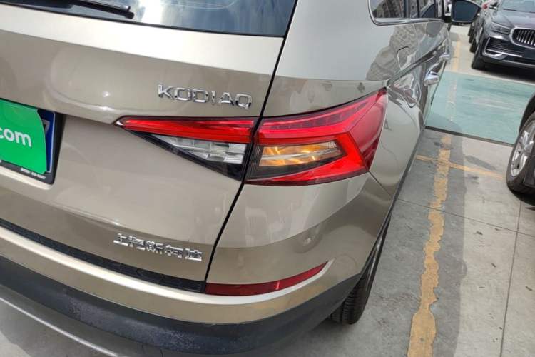 Used Skoda Kodiaq 2018 TSI330 5-Seater Two-Wheel-Drive Luxury Enjoyment Edition Right Rear Taillight