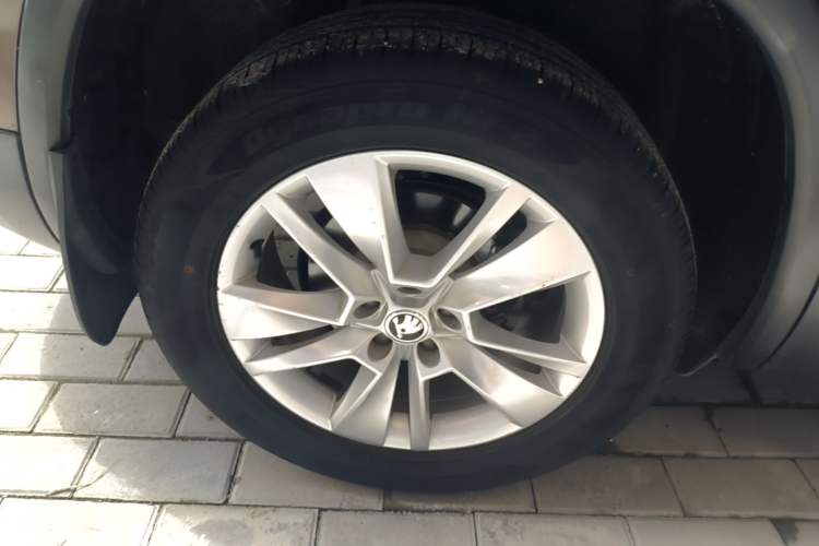 Used Skoda Kodiaq 2018 Restyled TSI330 7-Seater Two-Wheel Drive Luxury Enjoyment Edition Right Rear Wheel Hub