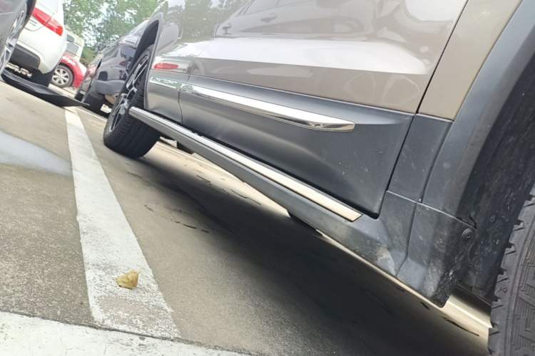Used Skoda Kodiaq 2018 Restyled TSI330 7-Seater Two-Wheel Drive Luxury Enjoyment Edition Right Side Sill