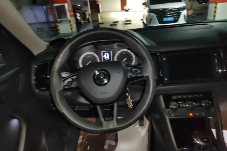 Used Skoda Kodiaq 2018 Facelifted TSI330 5-Seater Two-Wheel-Drive Luxury Enjoyment Edition Steering Wheel