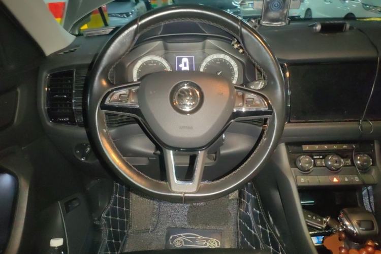Used Skoda Kodiaq 2018 Facelifted TSI330 5-Seater Two-Wheel-Drive Luxury Enjoyment Edition Steering Wheel