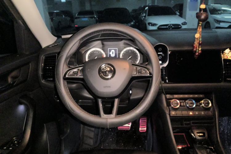 Used Skoda Kodiaq 2018 Facelifted TSI330 5-Seater Two-Wheel-Drive Luxury Enjoyment Edition Steering Wheel