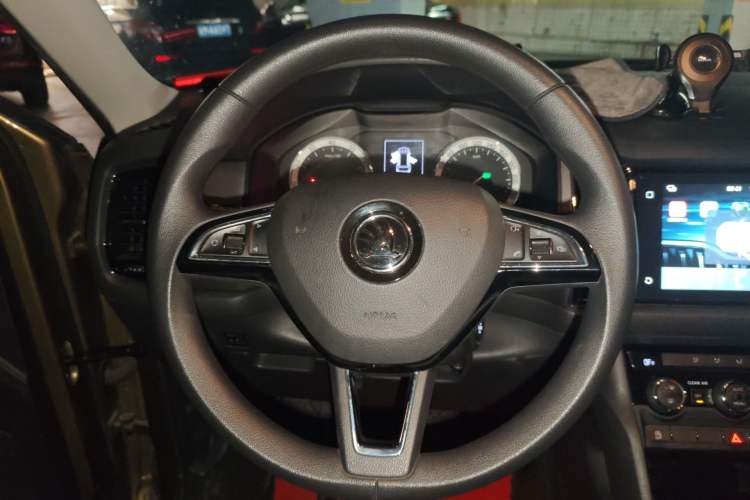 Used Skoda Kodiaq 2018 Facelifted TSI330 5-Seater Two-Wheel-Drive Comfort Edition Steering Wheel