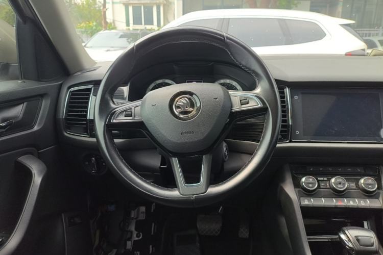 Used Skoda Kodiaq 2018 Restyled TSI330 7-Seater Two-Wheel Drive Luxury Enjoyment Edition Steering Wheel