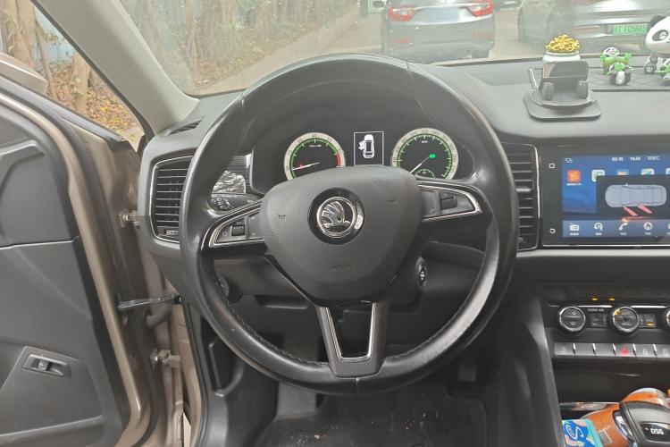 Used Skoda Kodiaq 2018 TSI330 5-Seater Two-Wheel-Drive Luxury Enjoyment Edition Steering Wheel