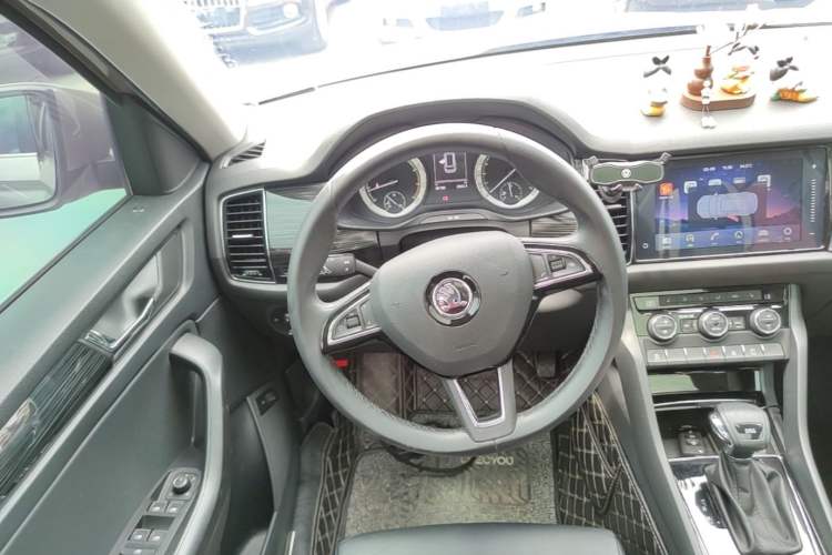 Used Skoda Kodiaq 2018 TSI330 5-Seater Two-Wheel-Drive Luxury Enjoyment Edition Steering Wheel