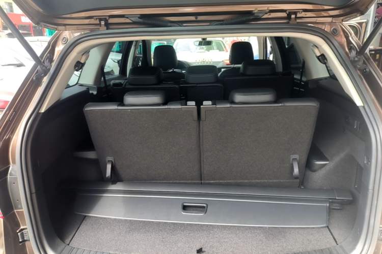 Used Skoda Kodiaq 2018 Restyled TSI330 7-Seater Two-Wheel Drive Luxury Enjoyment Edition Trunk