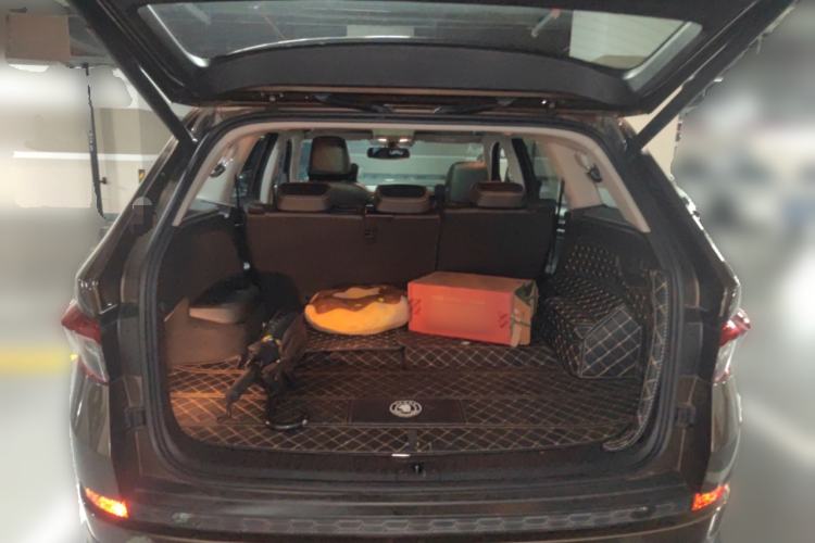 Used Skoda Kodiaq 2018 Restyled TSI330 7-Seater Two-Wheel Drive Luxury Enjoyment Edition Trunk