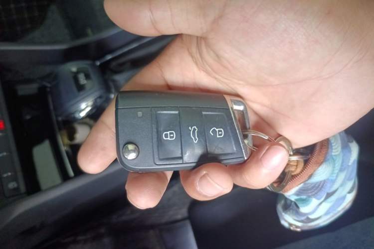 Used Skoda Kodiaq 2018 Facelifted TSI330 5-Seater Two-Wheel-Drive Luxury Enjoyment Edition Vehicle Key