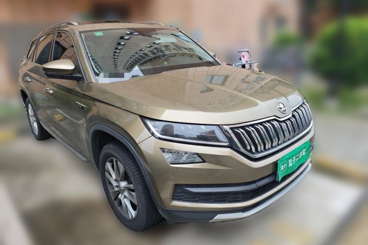 Used Skoda Kodiaq 2018 Facelifted TSI330 5-Seater Two-Wheel-Drive Luxury Enjoyment Edition Front Right 45 Deg