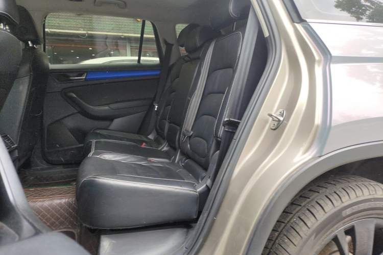 Used Skoda Kodiaq 2018 Facelifted TSI330 5-Seater Two-Wheel-Drive Luxury Enjoyment Edition Left Rear Seat