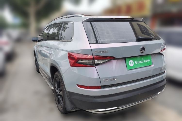 Used Skoda Kodiaq 2018 Facelifted TSI330 5-Seater Two-Wheel-Drive Luxury Enjoyment Edition Rear Left 45 Deg