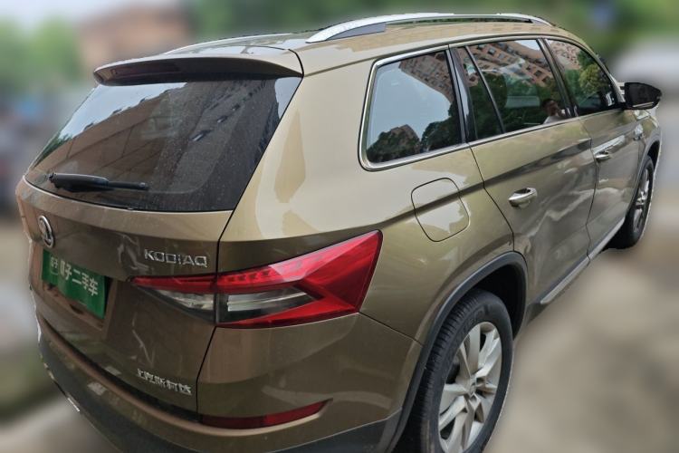 Used Skoda Kodiaq 2018 Facelifted TSI330 5-Seater Two-Wheel-Drive Luxury Enjoyment Edition Rear Right 45 Deg
