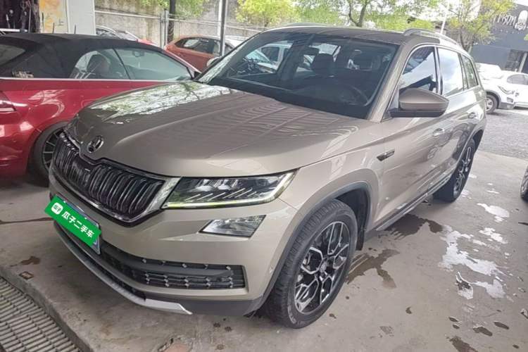 Used Skoda Kodiaq 2018 TSI380 7-Seater Four-Wheel-Drive Flagship Edition Guazi used car, China used car export, Used car for sale, Used  cars, Cheapest cars for sale