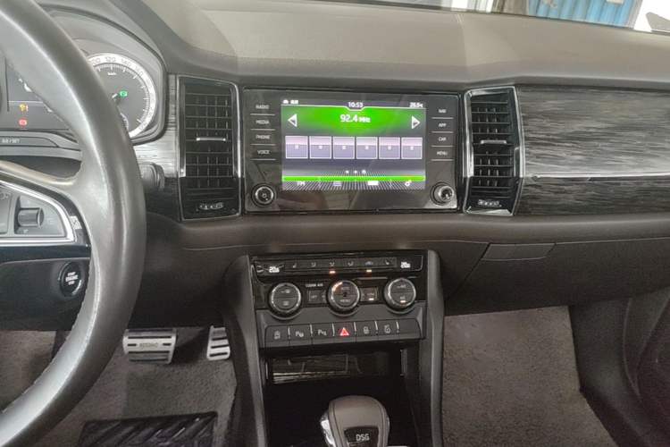 Used Skoda Kodiaq 2018 TSI380 7-Seater Four-Wheel-Drive Flagship Edition Audio And AC Panel