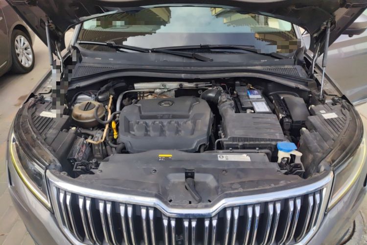 Used Skoda Kodiaq 2018 Facelifted TSI330 5-Seater Two-Wheel-Drive Luxury Enjoyment Edition Engine Bay