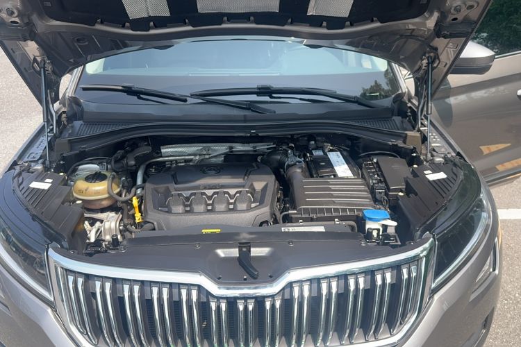 Used Skoda Kodiaq 2018 Restyled TSI330 7-Seater Two-Wheel Drive Luxury Enjoyment Edition Engine Bay